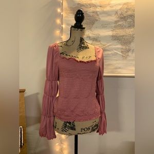 Juniors Off the shoulder scrunch long sleeve